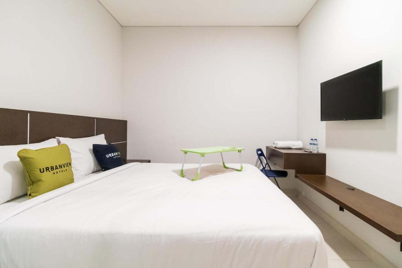 Urbanview Hotel Casa Kota Mangga Besar Джакарта Экстерьер фото